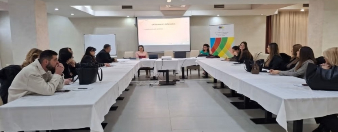 Vujačić: Učesnicima prenosimo znanje kako da sprovode deinstitucionalizaciju i na koji način da podstiču i omogućavaju samostalni život osoba sa invaliditetom od najranije dobi