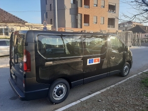 Saopštenje za medije: Kroz nabavku dva nova pristupačna vozila uspostavljena usluga prevoza „od vrata do vrata“ za OSI na teritoriji Glavnog grada Podgorice